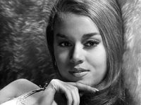 ����� ����� (Jane Fonda) 
����������