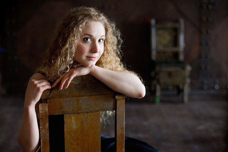 http://www.kino-teatr.ru/acter/album/252723/417517.jpg