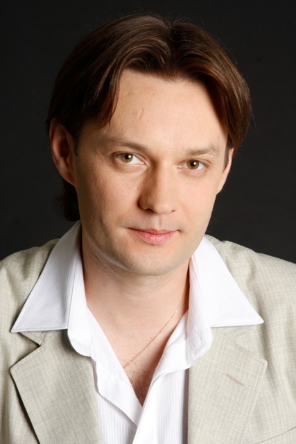 http://www.kino-teatr.ru/acter/album/26552/31950.jpg
