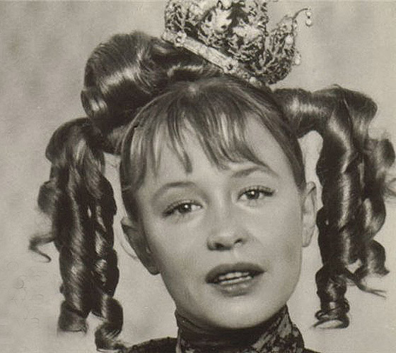 "Старая, старая сказка" (1968) - Марина Неёлова