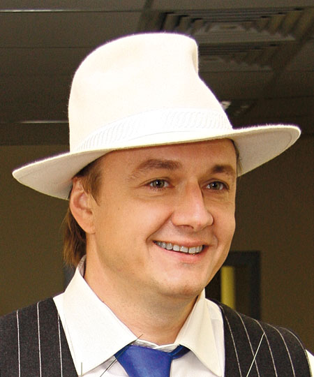 Владимир Шевельков, актер. Владимир Шевельков, актер.