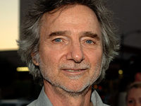 ������ ������ (Curtis Hanson) 
����������