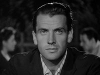 ������� �������� (Massimo Girotti) 
����������