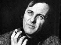 ����� ������� (Anton Rodgers) 
����������