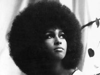 ����� ���� (Marsha A. Hunt) 
����������