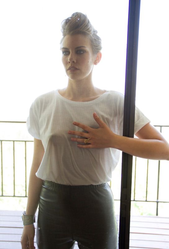 ����� ����� (Lauren Cohan)