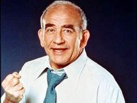 �� ����� (Ed Asner, Yitzak Edward Asner) 
����������