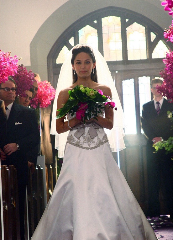 ������� ����� (Kristin Kreuk) - "����� ��������" (2001-2011)