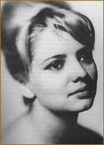 ������� �������� (Silvia Popovici) ����������