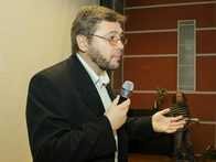 Алексей Бурыкин: "Чужие окна" в каждом домефотографии