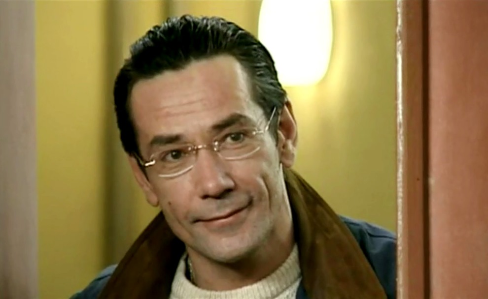  (2002)