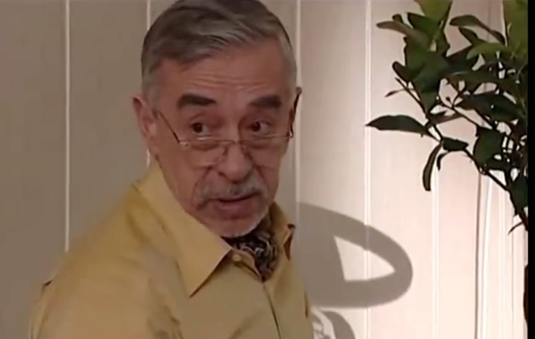   (4 ) (2007)