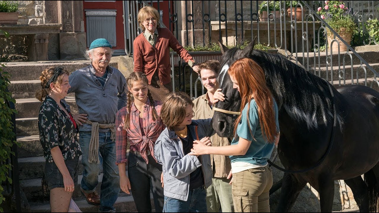   4:    (2019)
