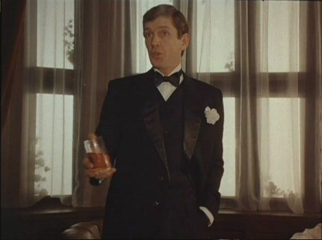   (1987)