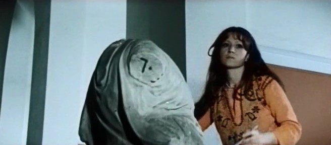      (1976)