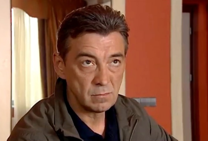   (2009)