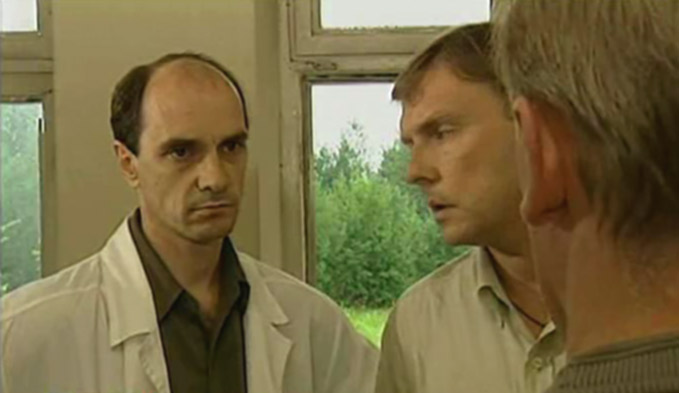   -4 (2001-2002)