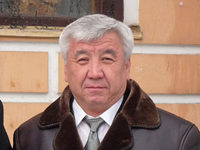    "  / -4" (2012).
