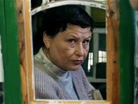 "Ѹ" (2001)