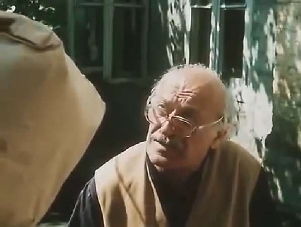   (1989)