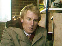 "  :  " (1977)