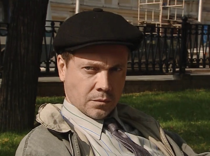   (2004)