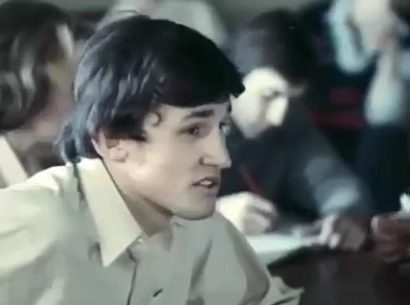   (1977)