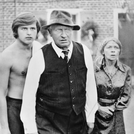    (1974)