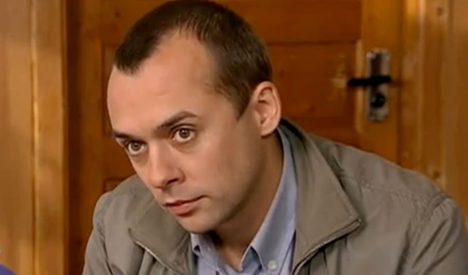   (2009)