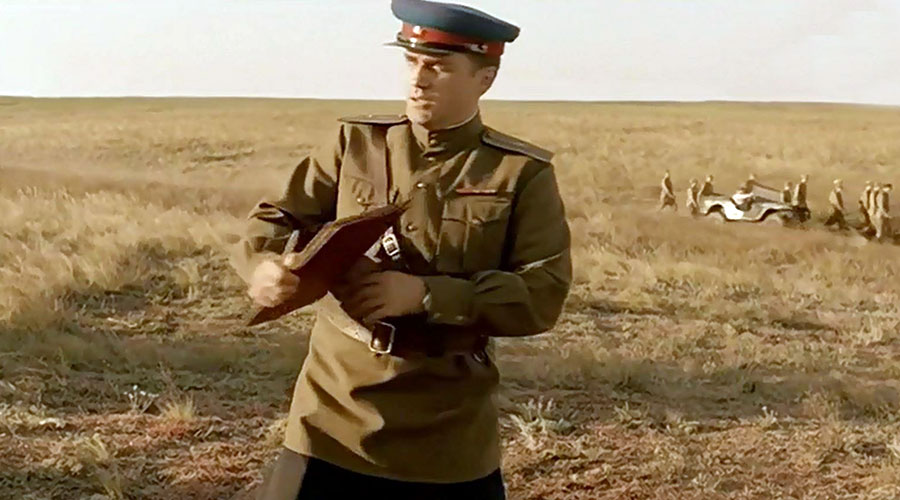  (2020)