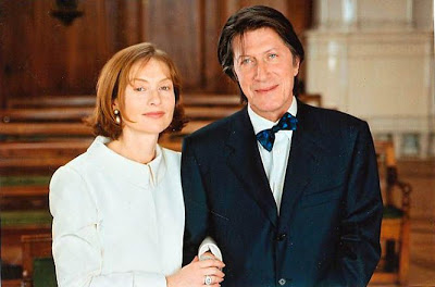    (2000)