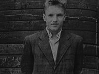 1958 .