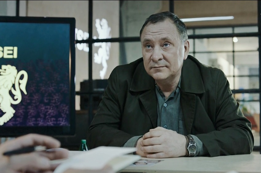   - "-4" (2019)