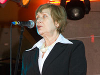   DVD  .  2008 
