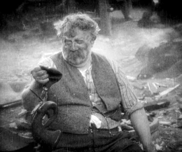   (1927)
