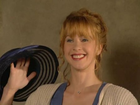   (2001)