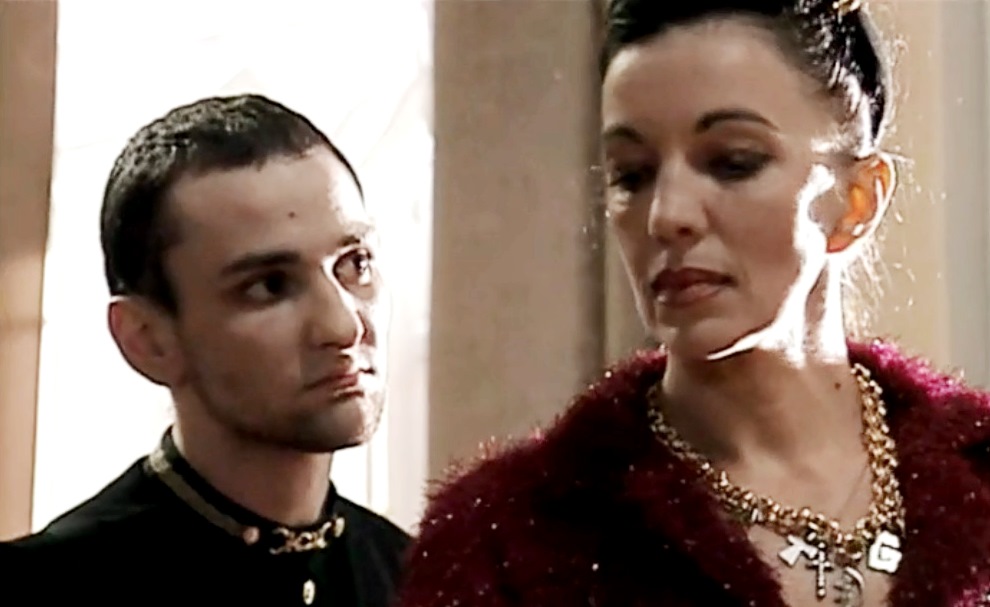  (2002)