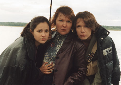 Ѹ (2004)