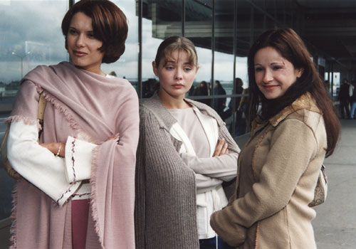 Ѹ (2004)