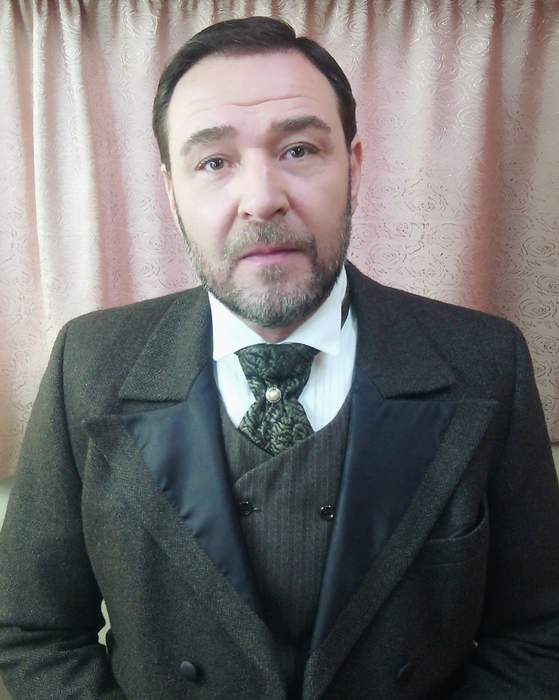  (2017)