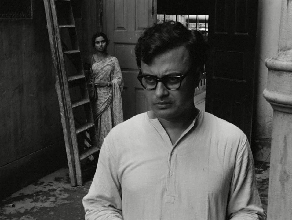   (1963)
