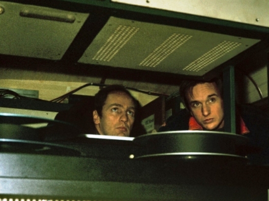     (1985)