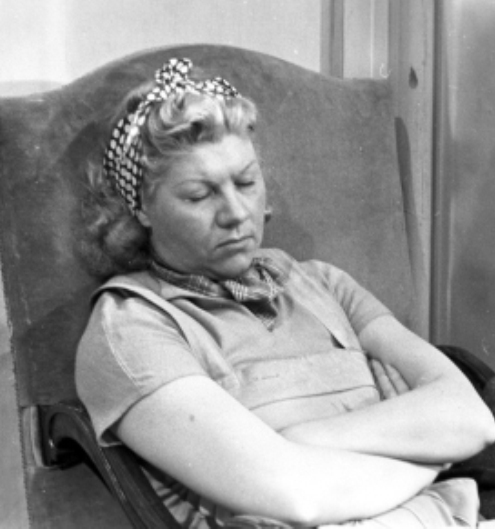    (1953)