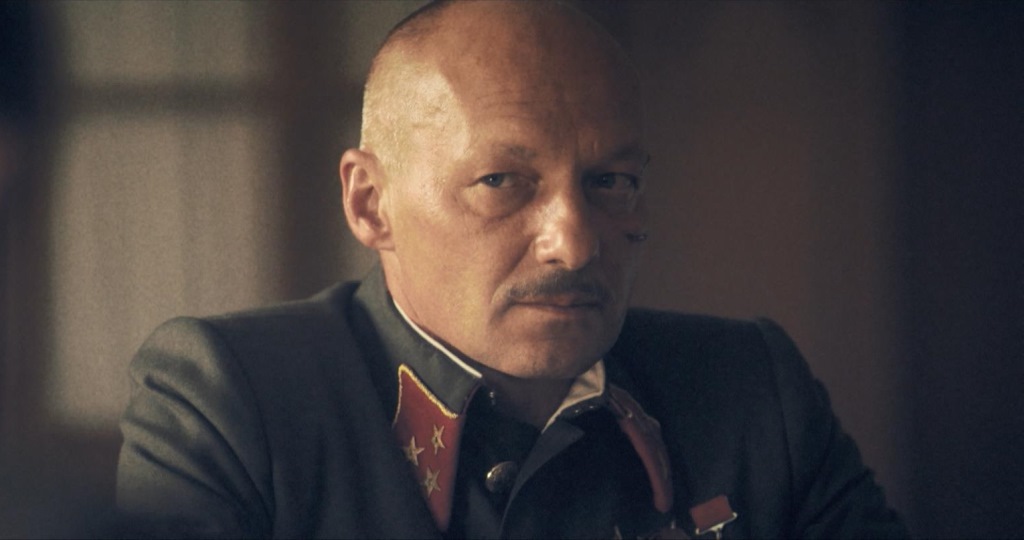  (2019)