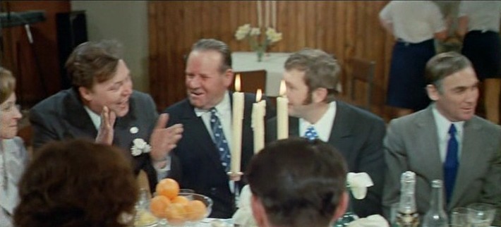 ϸ  - "" (1975)