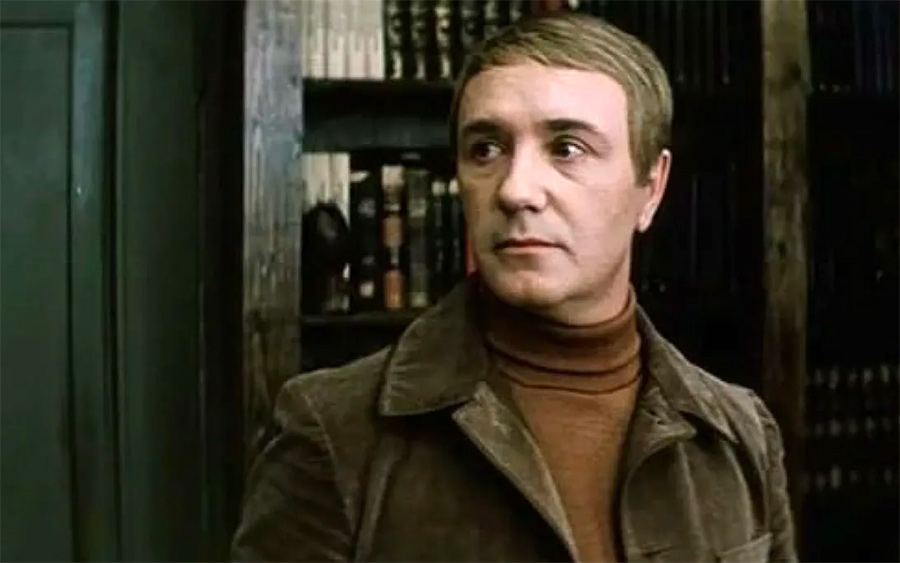    (1982)
