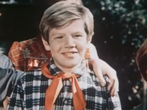    (1976)