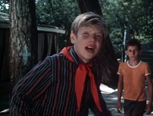    (1976)