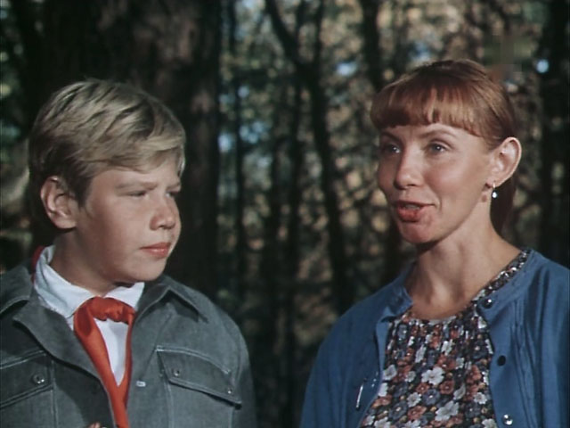    (1976)