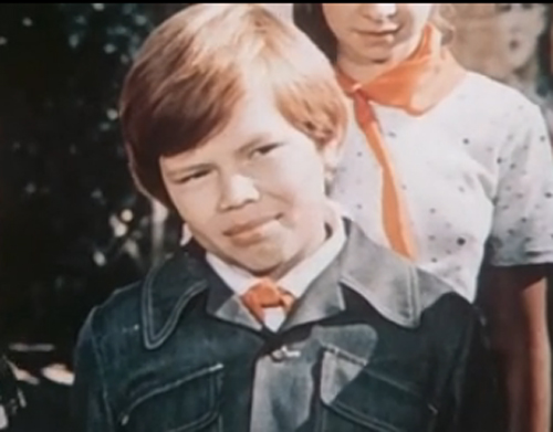    (1976)